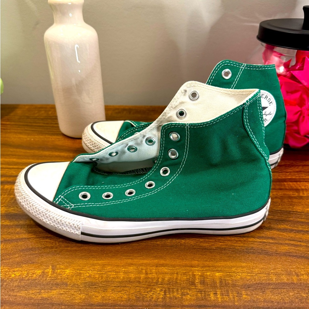 Converse high tops - women’s size 7.5. Green.